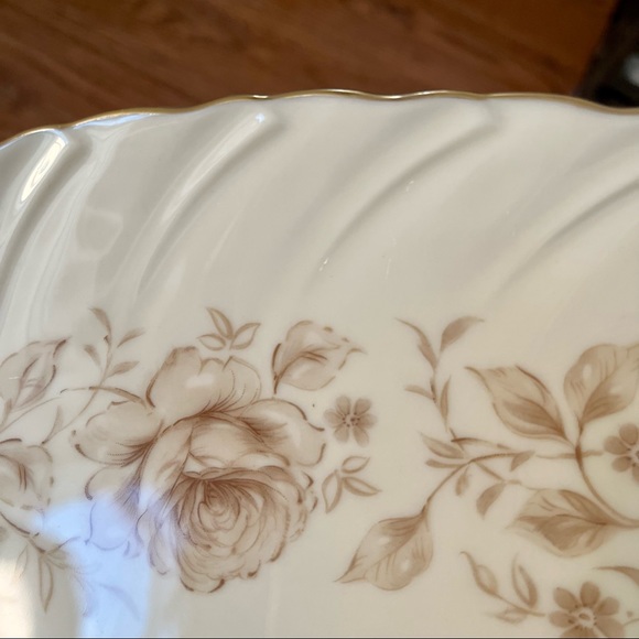 Lenox Coquette Pattern G512 16” Oval Serving Platter w/ Gold Trim VINTAGE - Picture 4 of 9